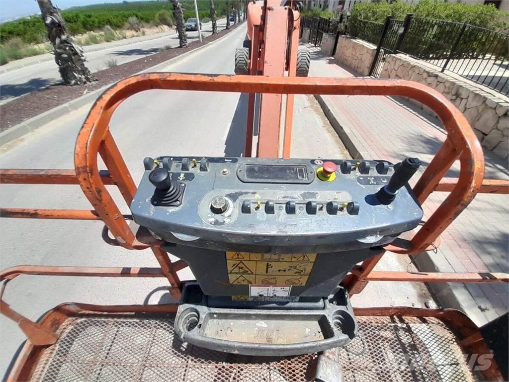 JLG 860SJ Телескопични повдигачи
