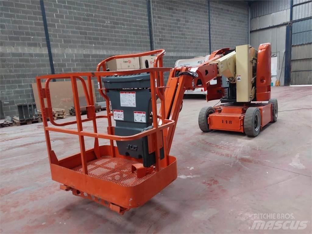 JLG E300AJP Съчленени стрелови подемници