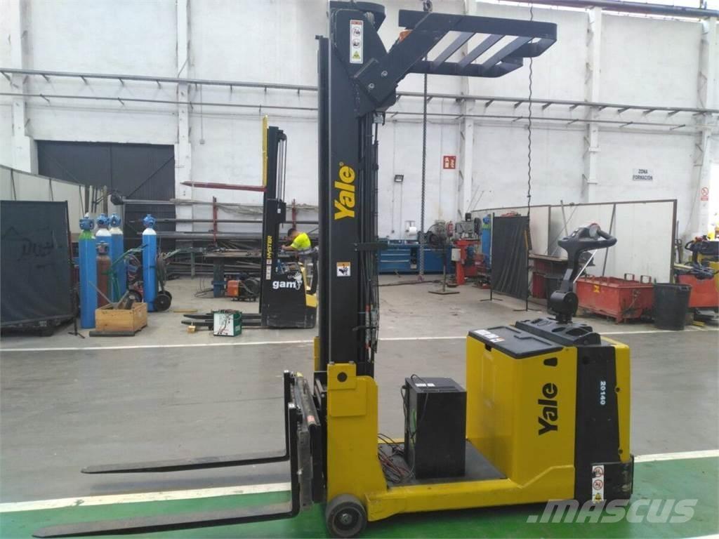 Yale MC12 Ръчни палетни товарачи