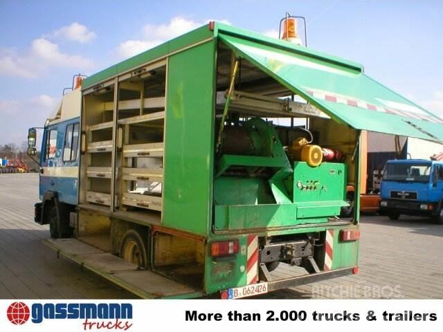 MAN Spülwagen Автоматични метачки с четки