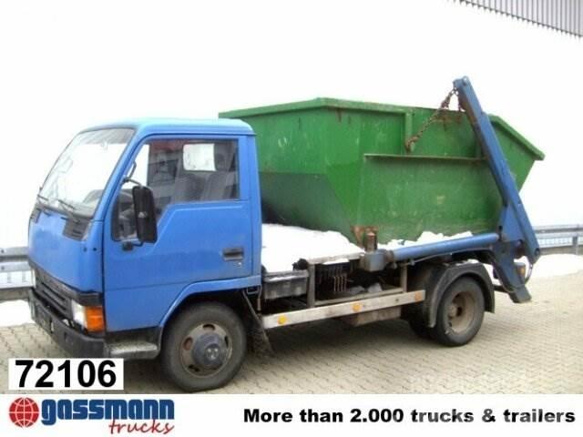 Mitsubishi Canter 4x2 Разглобяеми надстойки