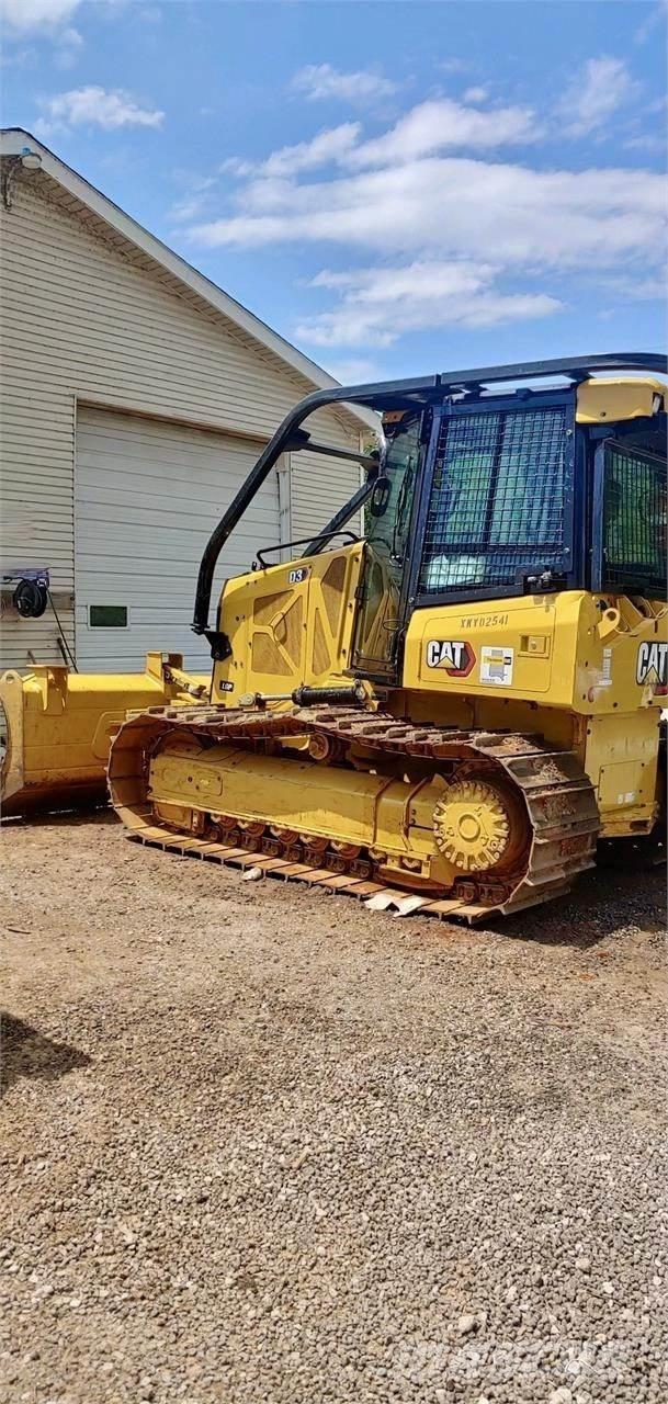CAT D3 LGP Верижни булдозери
