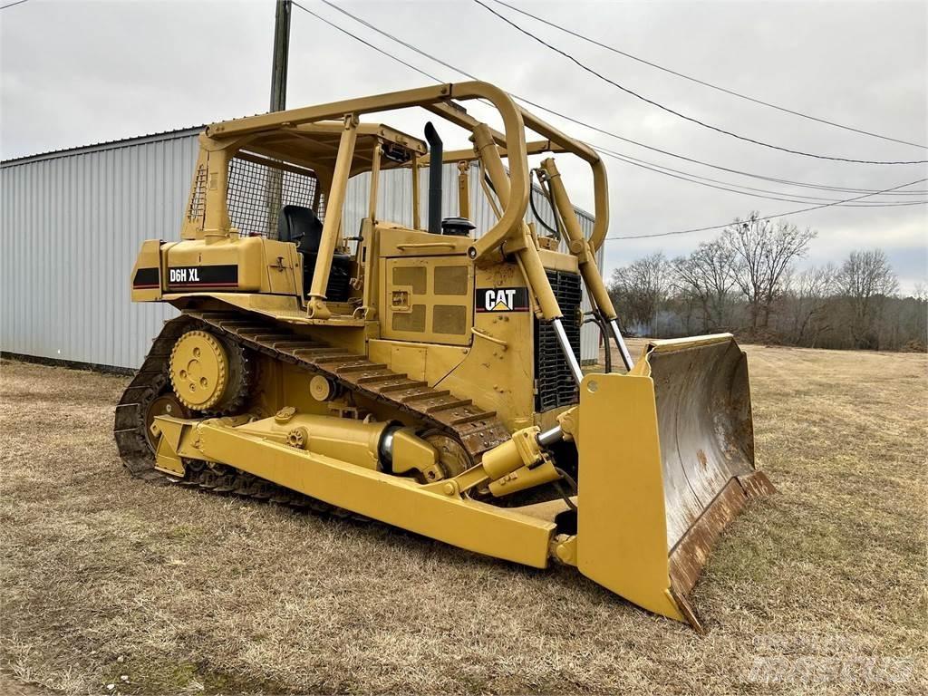CAT D6H XL Верижни булдозери
