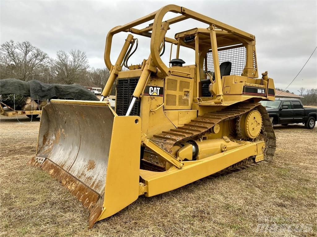 CAT D6H XL Верижни булдозери

