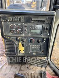CAT D6R XL Верижни булдозери

