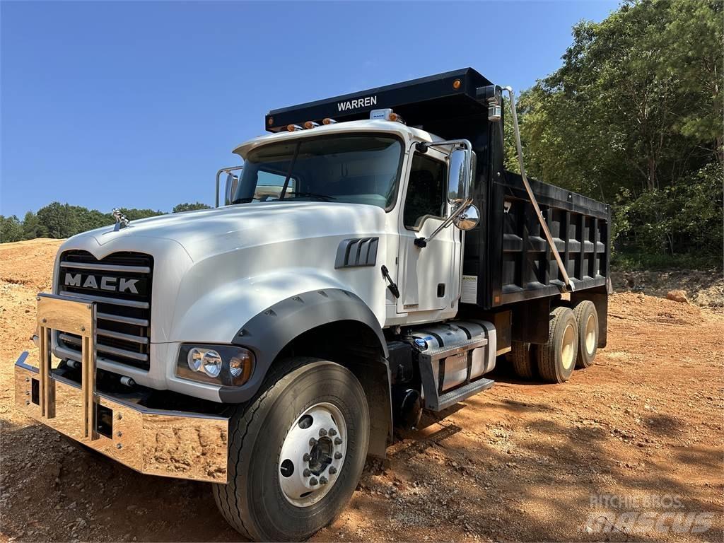 Mack GR64F Други