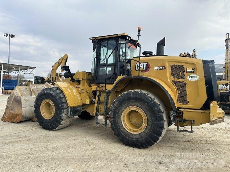 CAT 966M XE Колесни товарачи