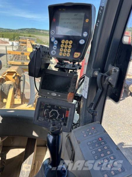 Liebherr L550 Колесни товарачи