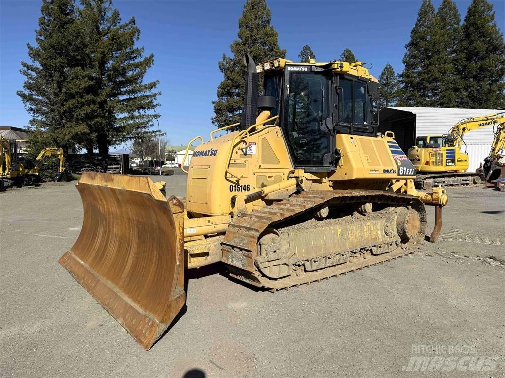 Komatsu D61EXi-24 Верижни булдозери
