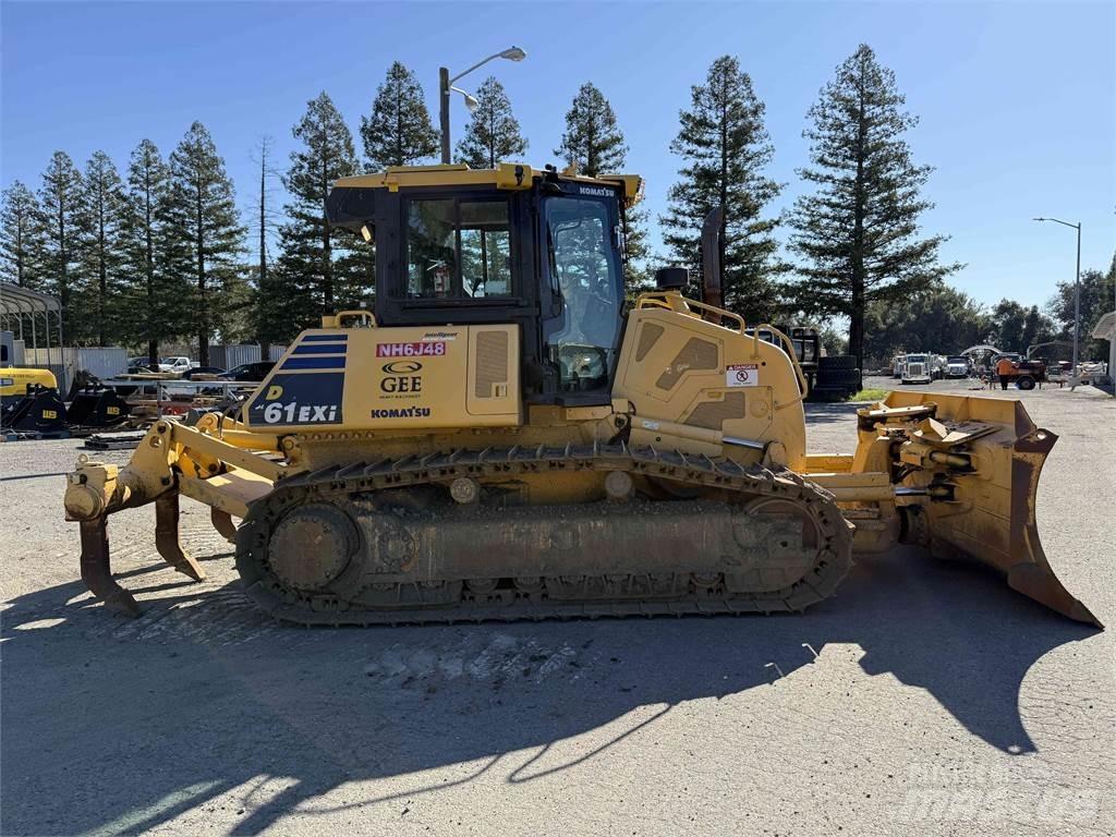 Komatsu D61EXi-24 Верижни булдозери
