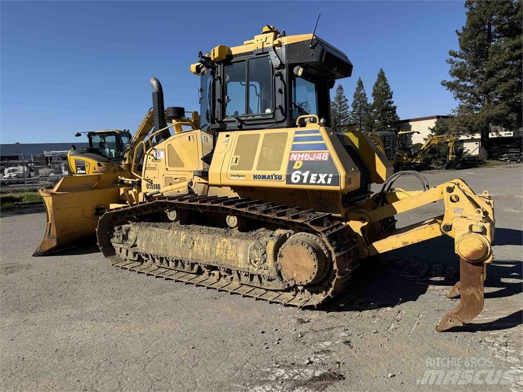 Komatsu D61EXi-24 Верижни булдозери

