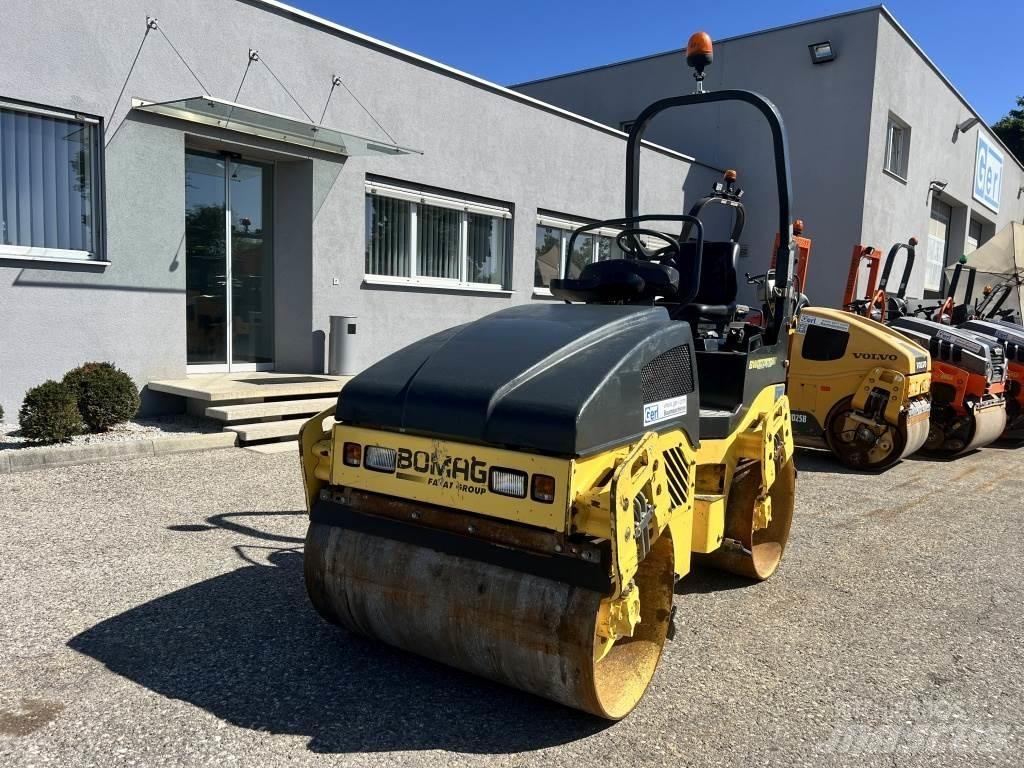 Bomag BW 120 AD-4 Двойни барабанни ролки
