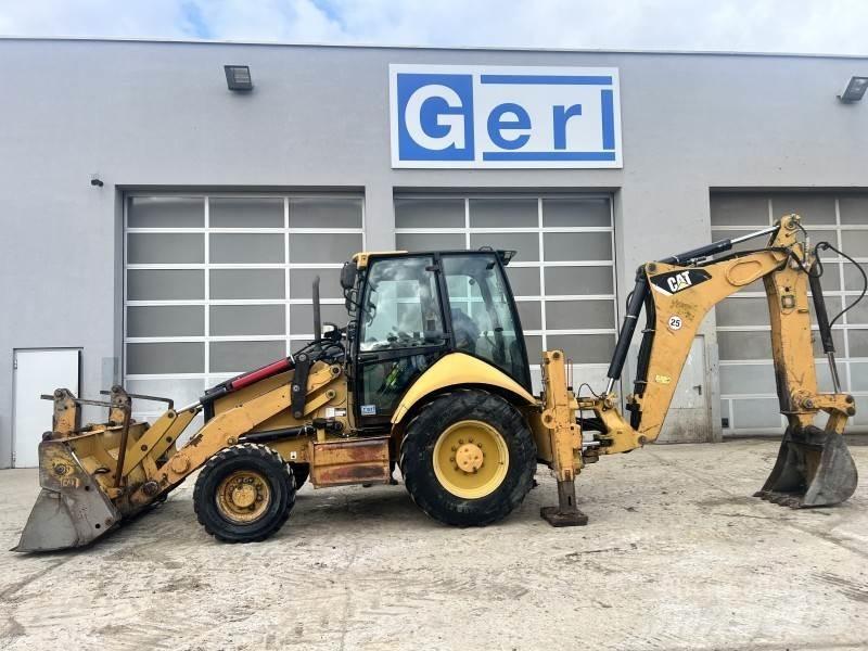 CAT 428 E Товарач със заден ексватор