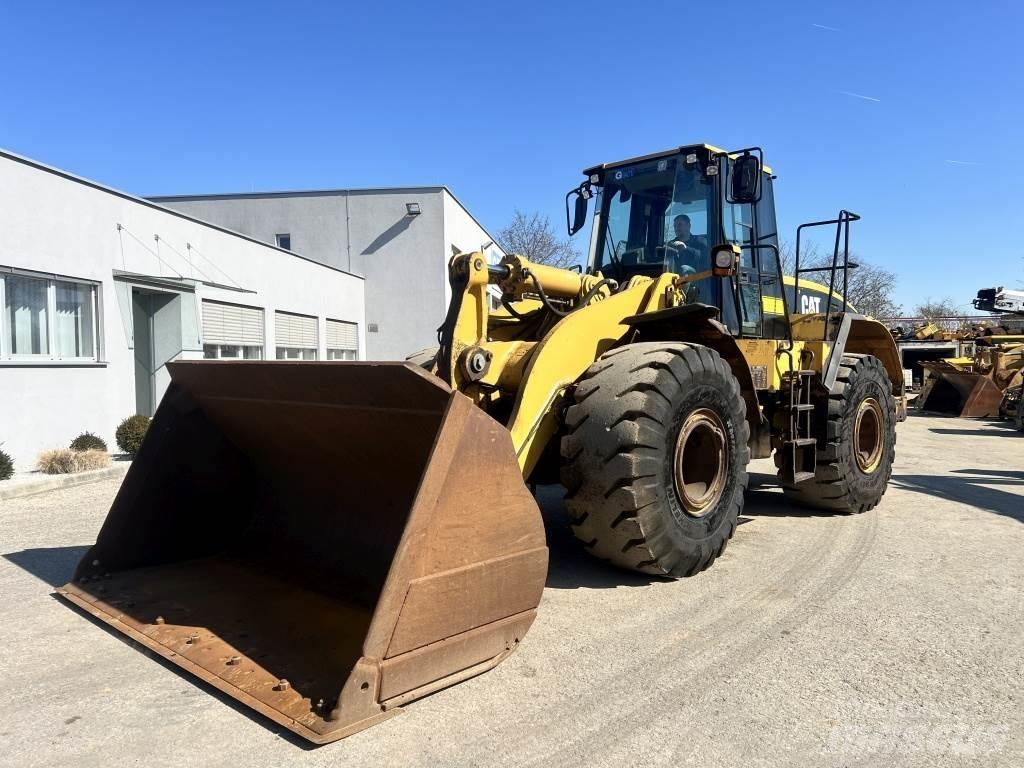 CAT 966 G Колесни товарачи