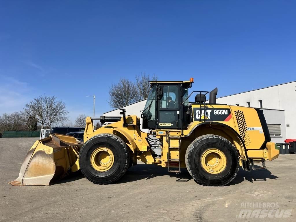 CAT 966 M Колесни товарачи