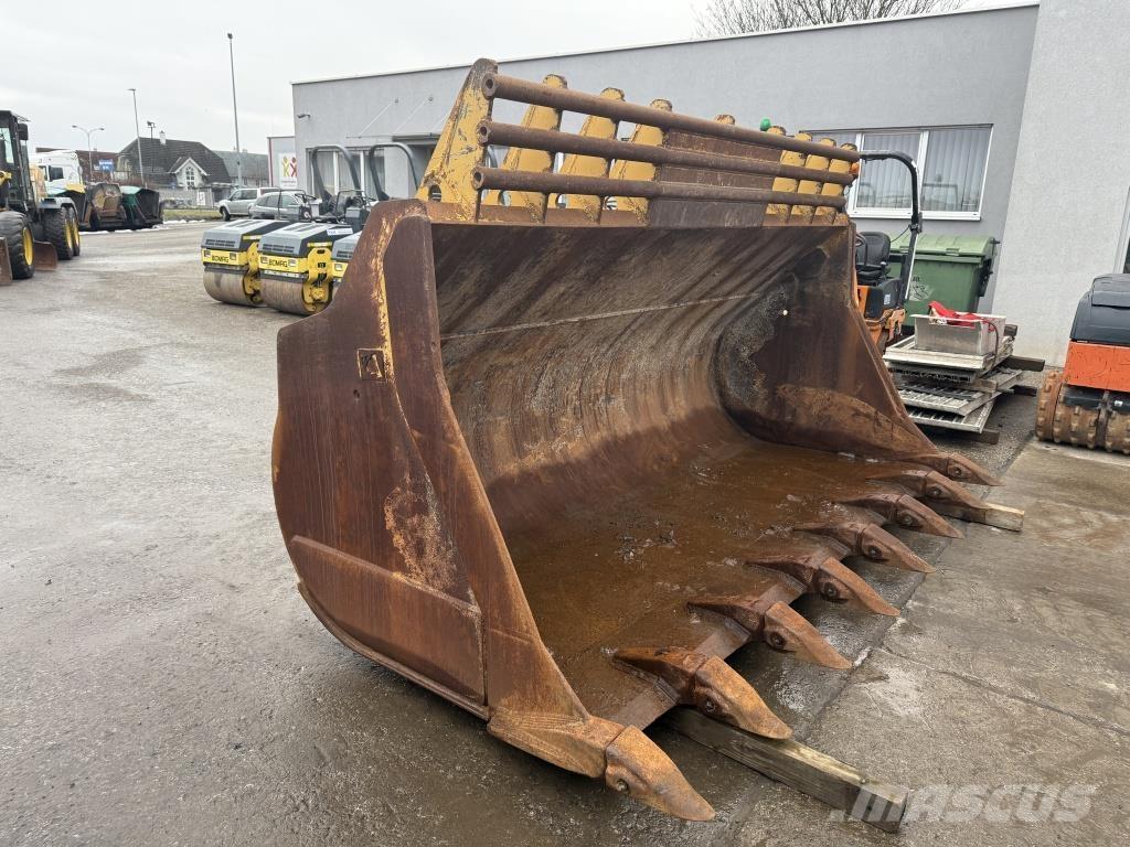 CAT 980 K Други компоненти