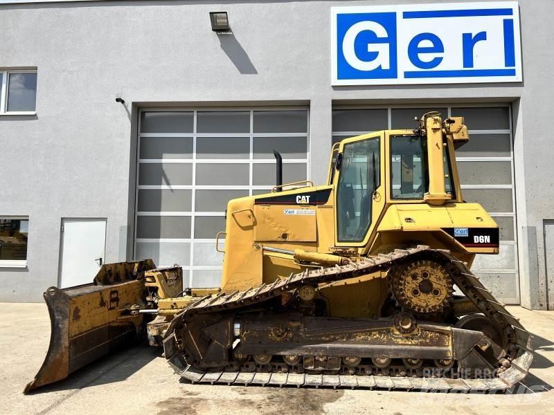 CAT D 6 N LGP Верижни булдозери
