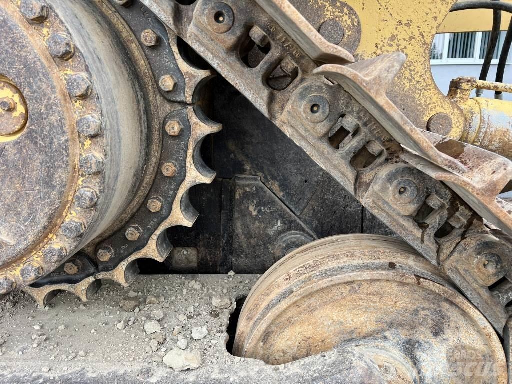 CAT D 7 H Верижни булдозери
