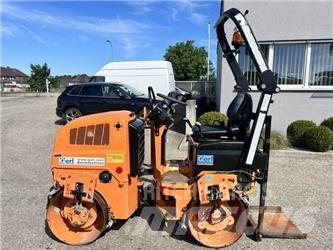 Dynapac CC 900 Двойни барабанни ролки
