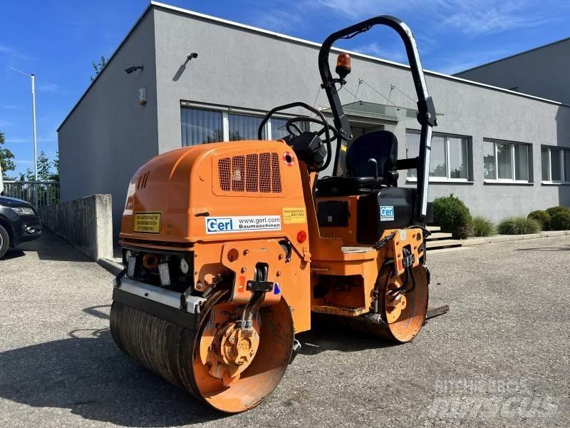 Dynapac CC 900 Двойни барабанни ролки
