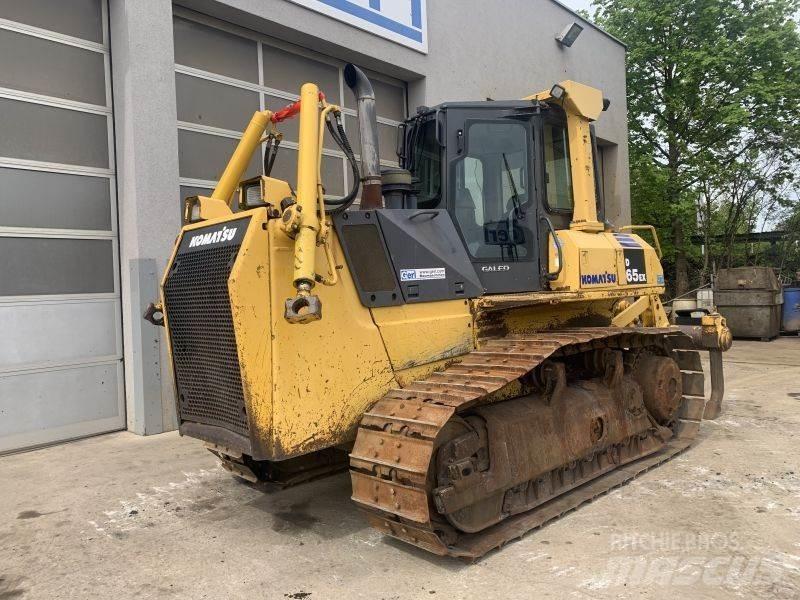 Komatsu D 65 EX-15 Верижни булдозери
