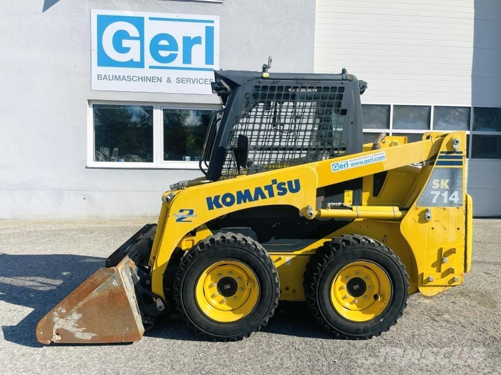 Komatsu SK714 Мини товарачи
