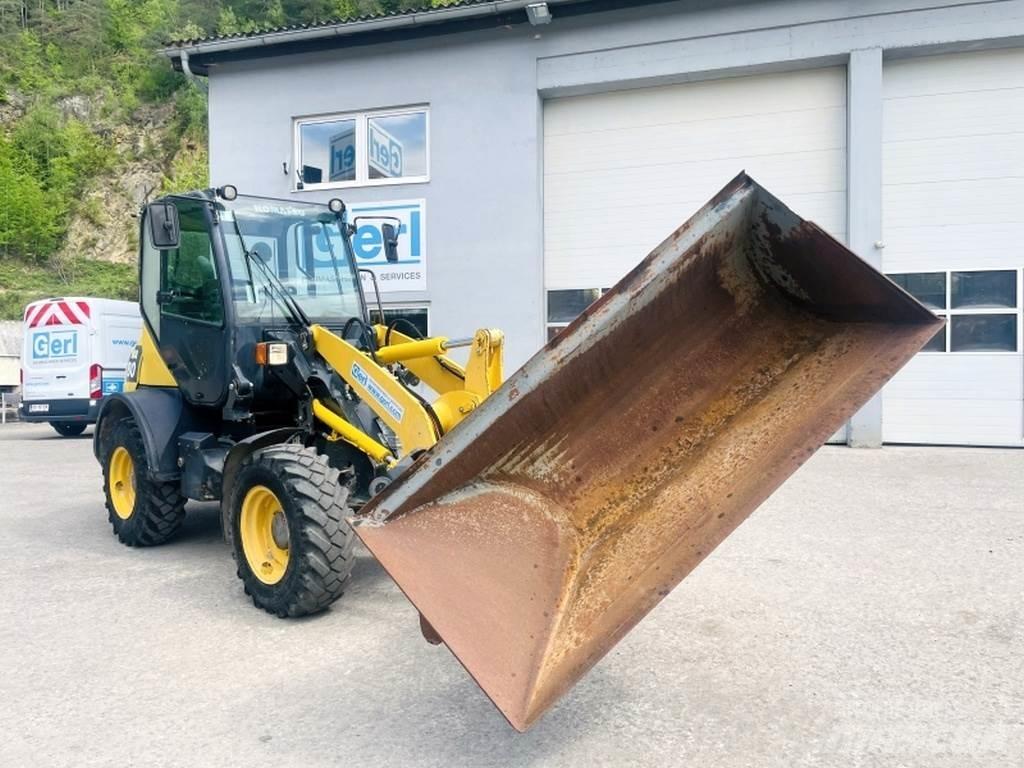 Komatsu WA80-6 Колесни товарачи