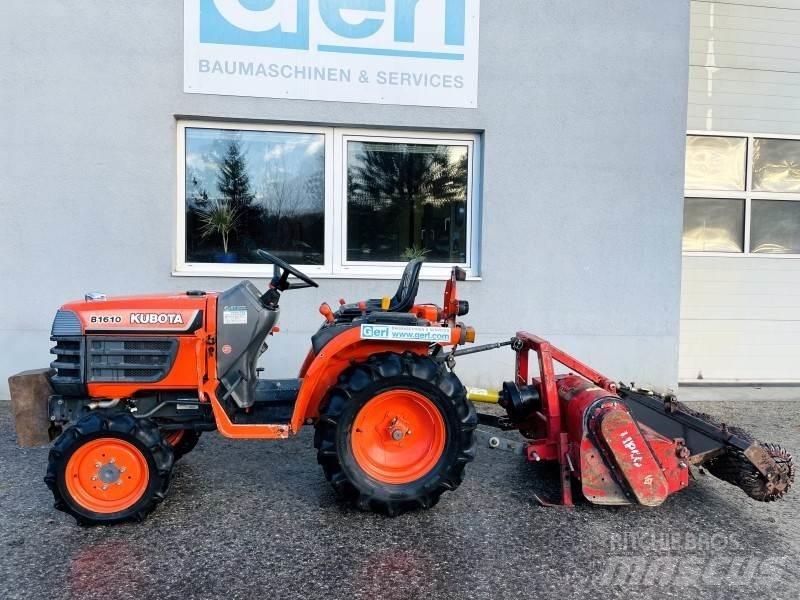 Kubota B1610D Товарач със заден ексватор