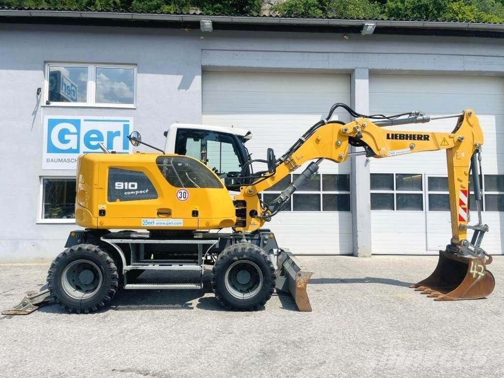 Liebherr A910 Compact Колесни екскаватори