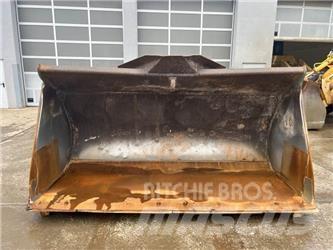 Liebherr Schaufel L 574 Колесни товарачи