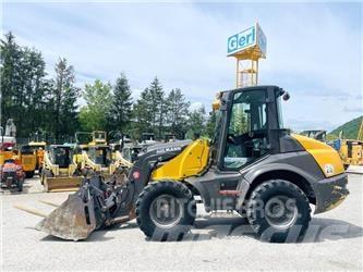 Mecalac AS900 Колесни товарачи
