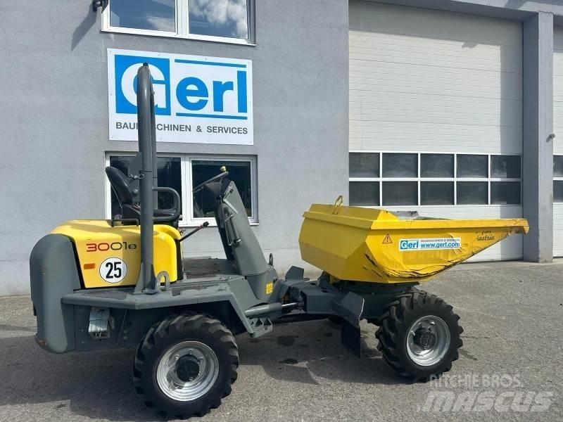 Neuson 3001 Странични самосвали