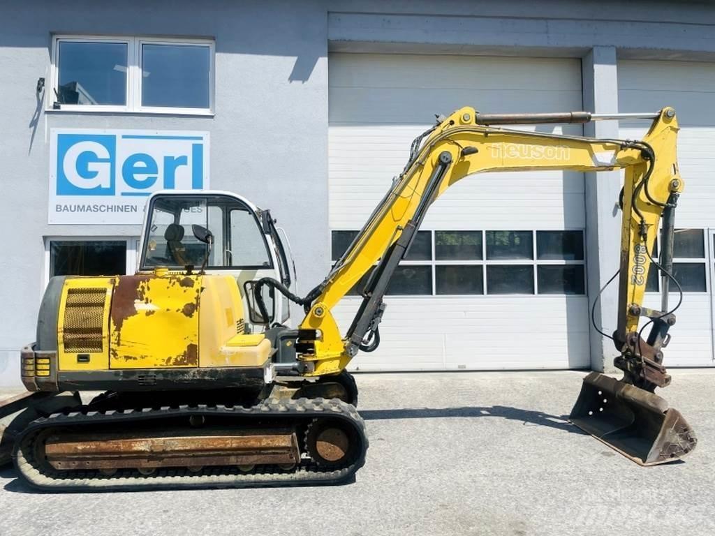 Neuson G8002 RDV Мини екскаватори < 7 т