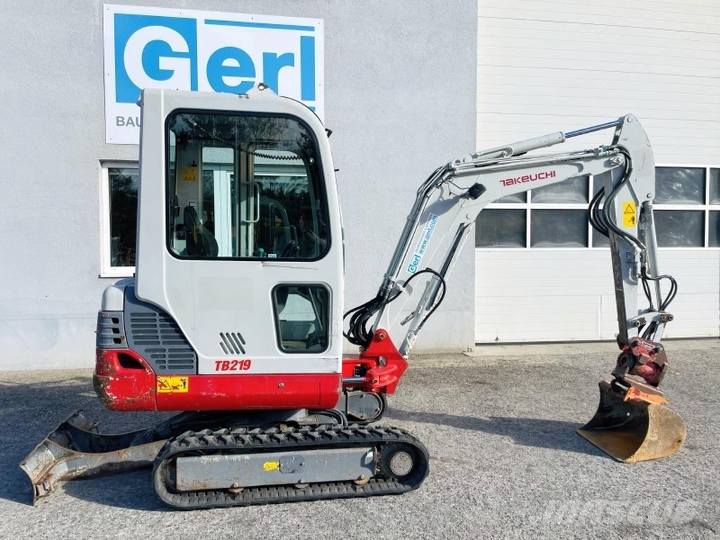 Takeuchi TB219 Мини екскаватори < 7 т