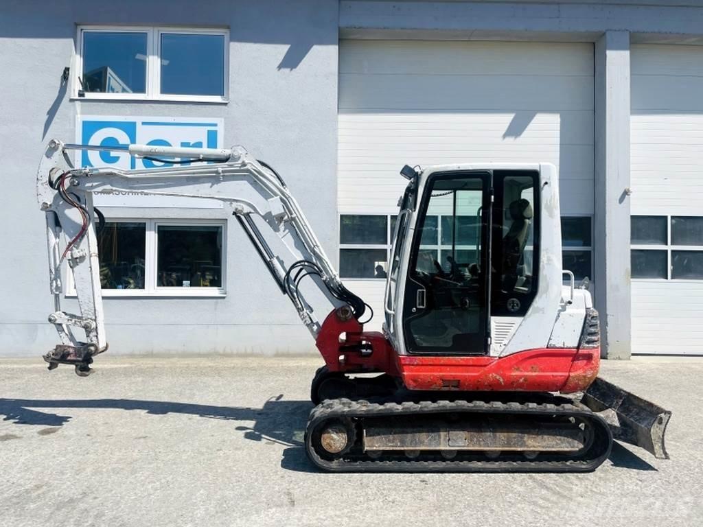 Takeuchi TB250 Мини екскаватори < 7 т