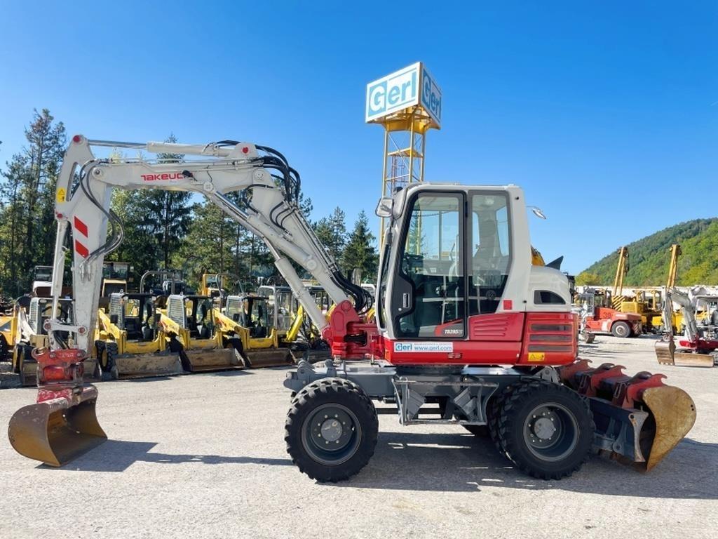 Takeuchi TB295W Колесни екскаватори