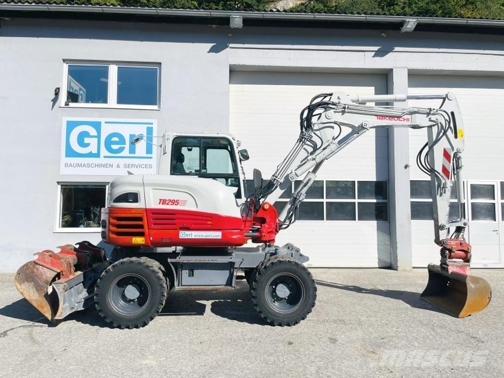 Takeuchi TB295W Колесни екскаватори