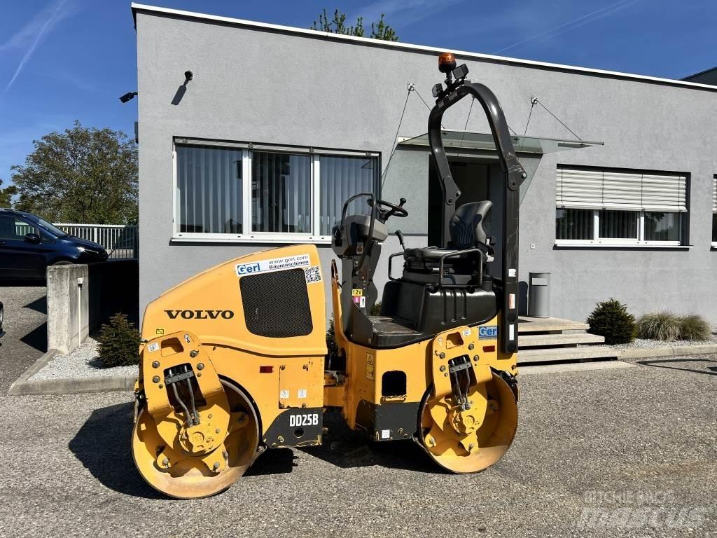 Volvo DD25B Двойни барабанни ролки
