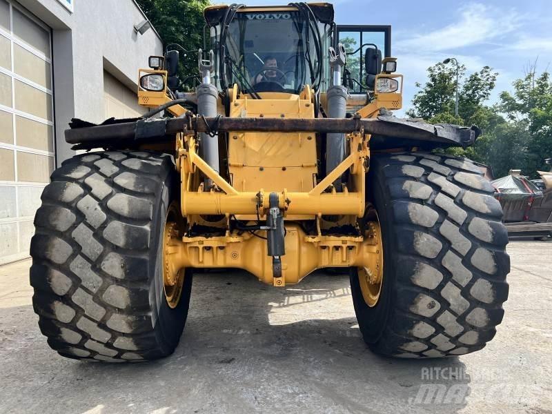 Volvo L 180 G HL Колесни товарачи