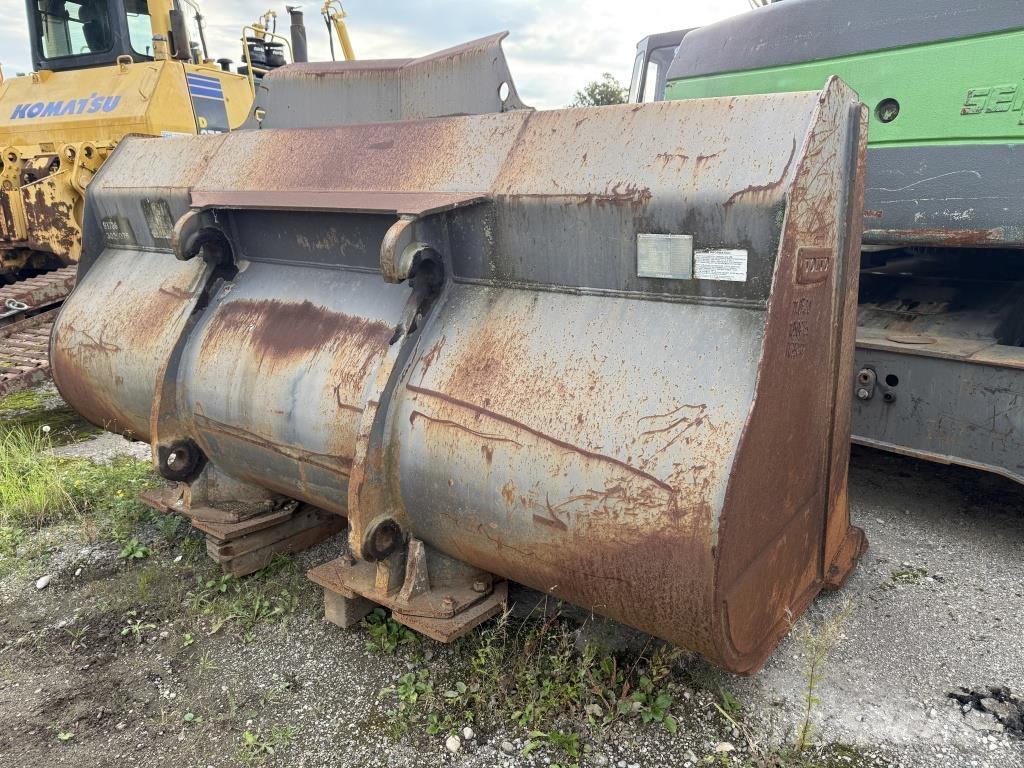 Volvo Schaufel 4,2 m³ Колесни товарачи