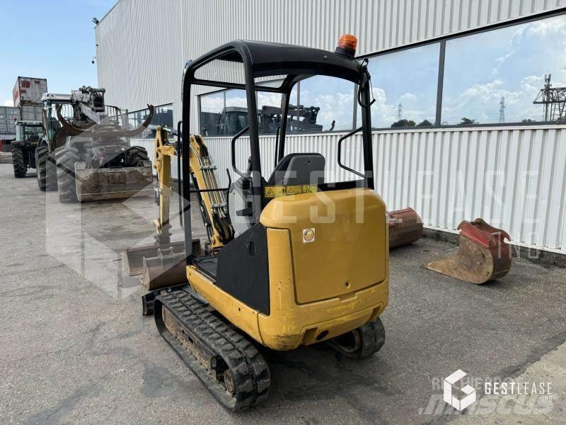 CAT 301.7D Мини екскаватори < 7 т