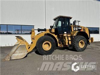 CAT 966M Колесни товарачи