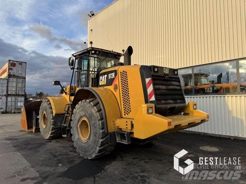 CAT 972K Колесни товарачи