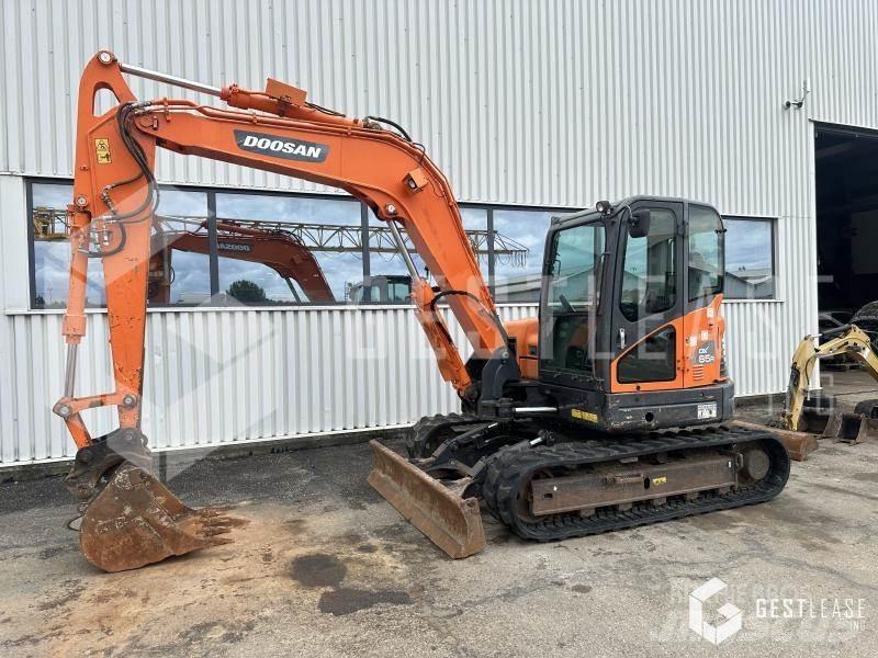 Doosan DX85R-3 Мини екскаватори < 7 т