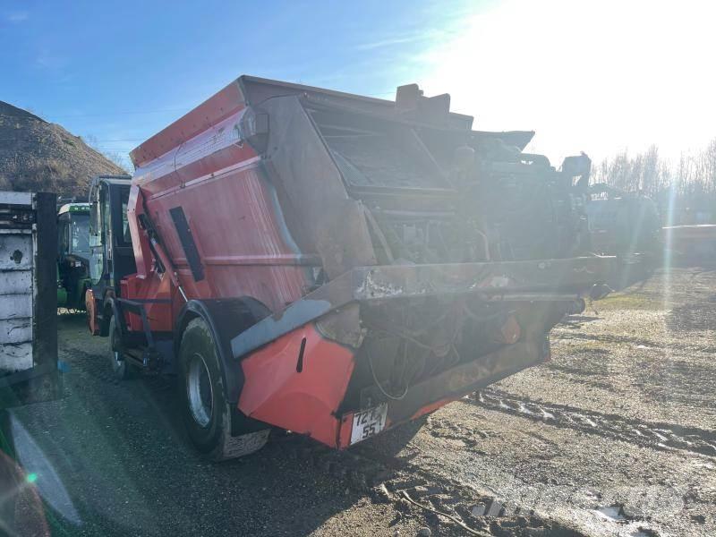 Kuhn SP 14 Миксер Фидери