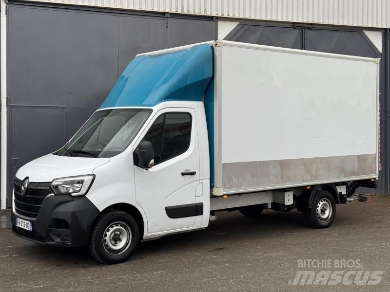 Renault Master Фургони
