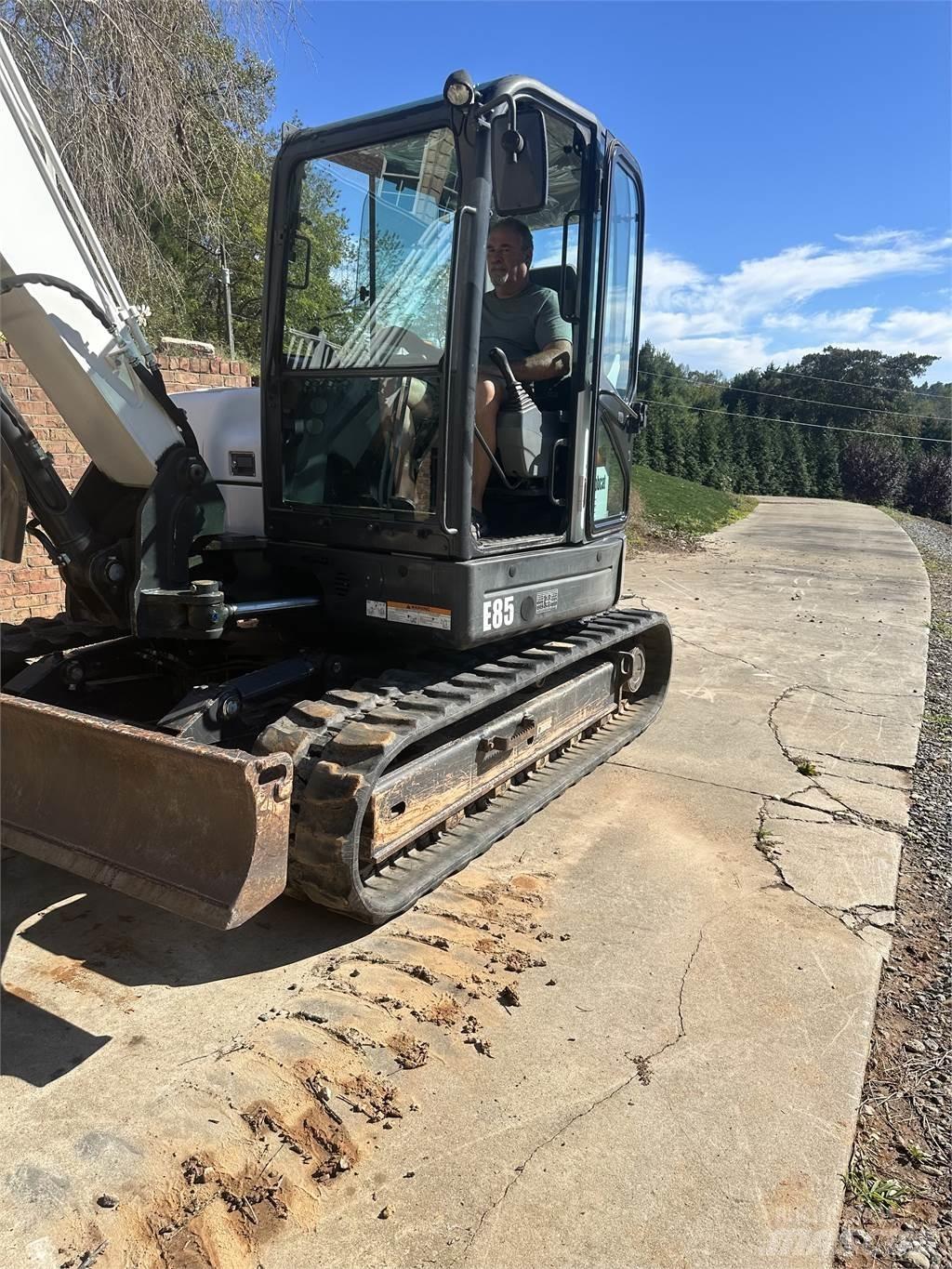 Bobcat E85 Верижен екскаватор