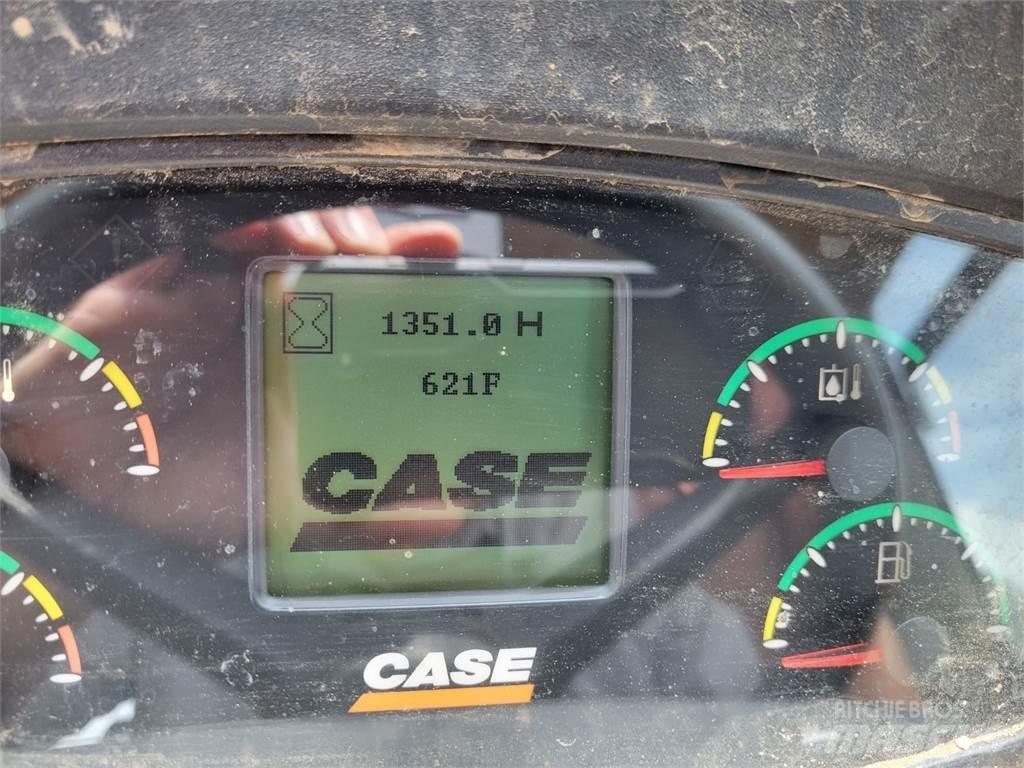 CASE 621F Колесни товарачи