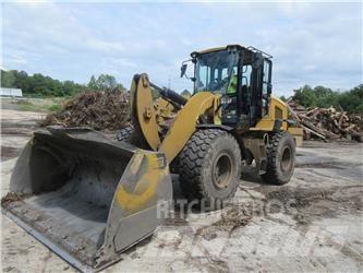CAT 938M Колесни товарачи