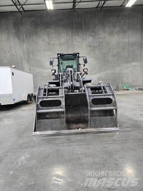 Doosan DL250-7 Колесни товарачи